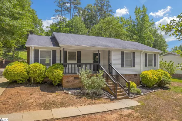 131 Deborah Lane, Greenville, SC 29611