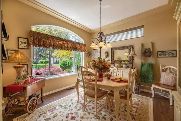 5613 S Hogan Ln, Spokane, WA 99223