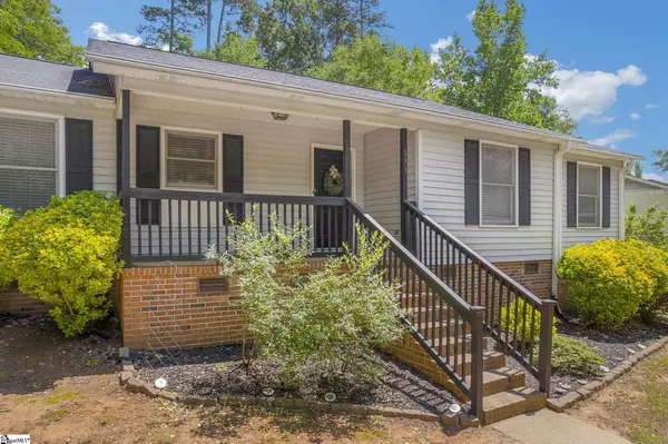 131 Deborah Lane, Greenville, SC 29611