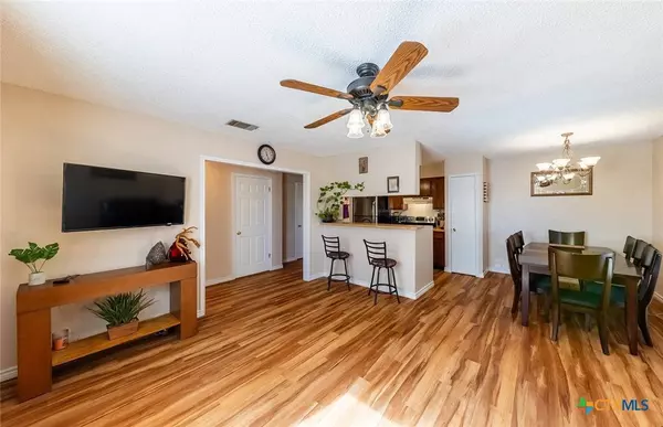 1502 Earle ST, San Marcos, TX 78666