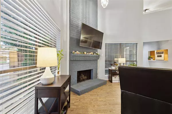 2231 Bunker Hill Drive, Carrollton, TX 75006