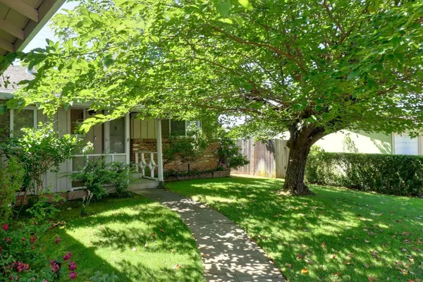 10334 Malaga WAY, Rancho Cordova, CA 95670