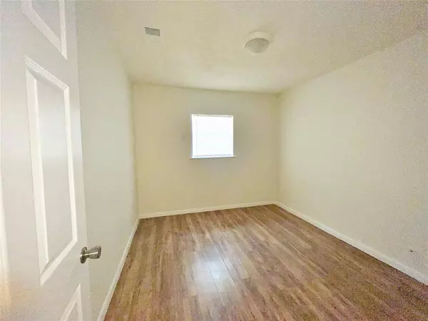 5557 Patton Drive, Fort Worth, TX 76112