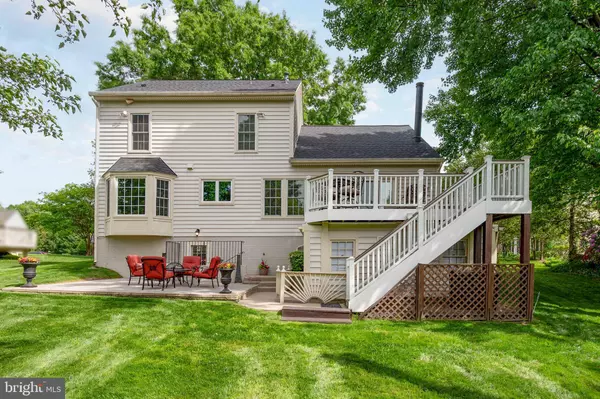 8518 CENTURY OAK CT, Fairfax Station, VA 22039