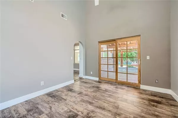 9716 Trail Rider Drive, Las Vegas, NV 89117