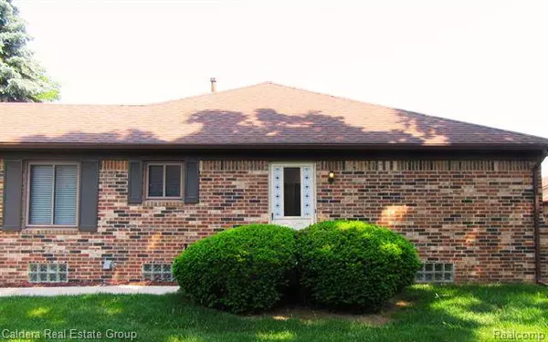 3785 HERITAGE Parkway, Dearborn, MI 48124