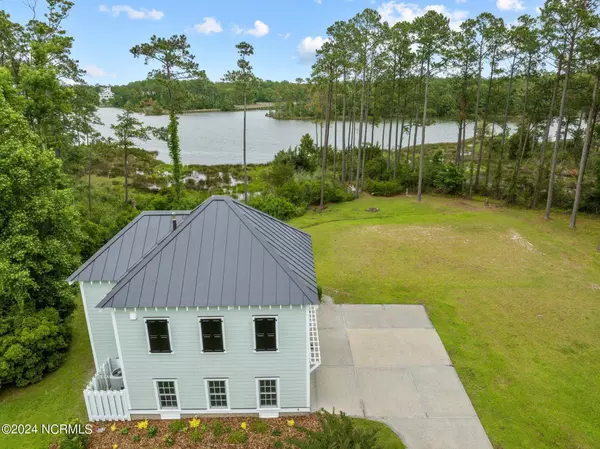 506 Homestead Road, Oriental, NC 28571