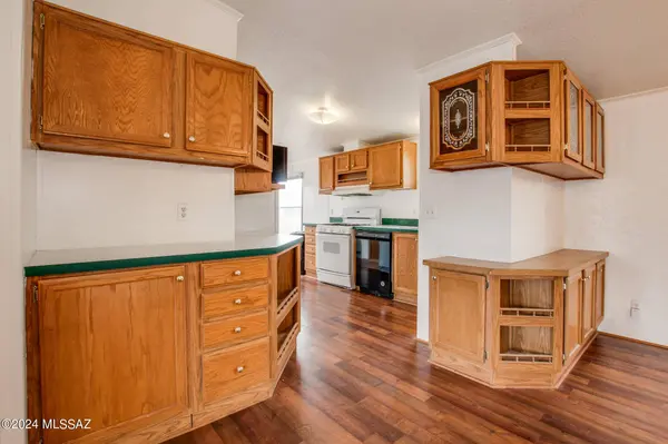 6246 E Thunder River Drive, Tucson, AZ 85756