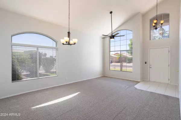 1121 E JUPITER Place, Chandler, AZ 85225