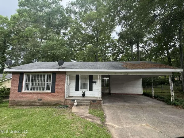 2261 Alta Woods Terrace, Jackson, MS 39204