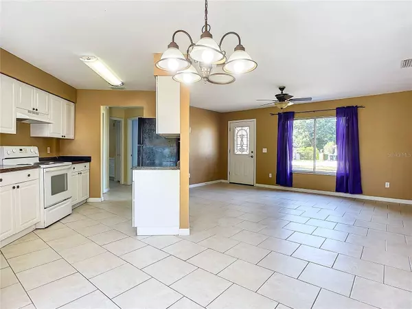 1942 LAVINA ST, Deltona, FL 32738