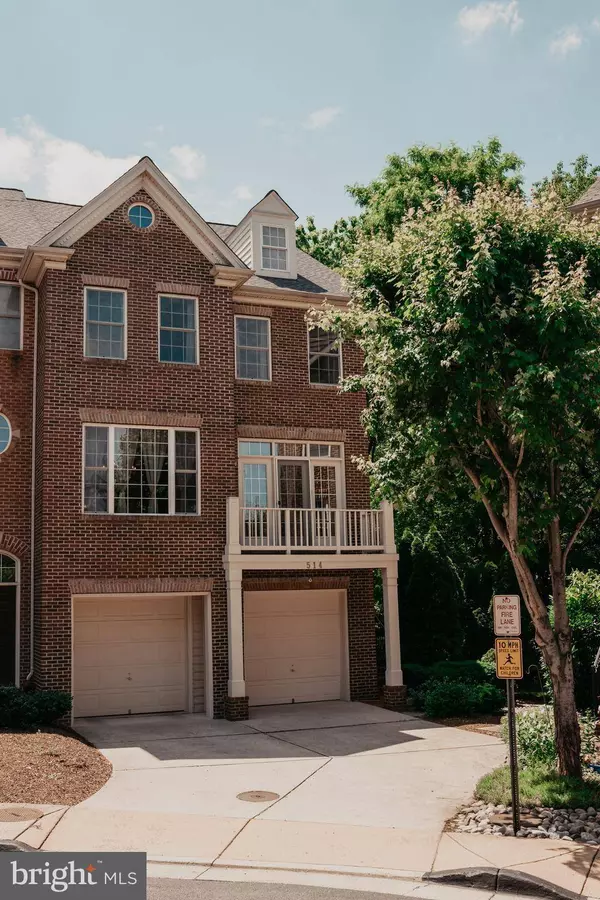 514 TRIADELPHIA WAY, Alexandria, VA 22312