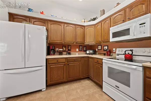 477 W Fairway DR, Pueblo West, CO 81007