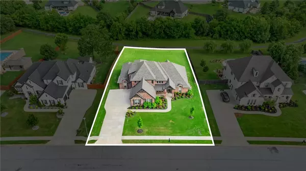 1008 Bendelow Dr, Cave Springs, AR 72718