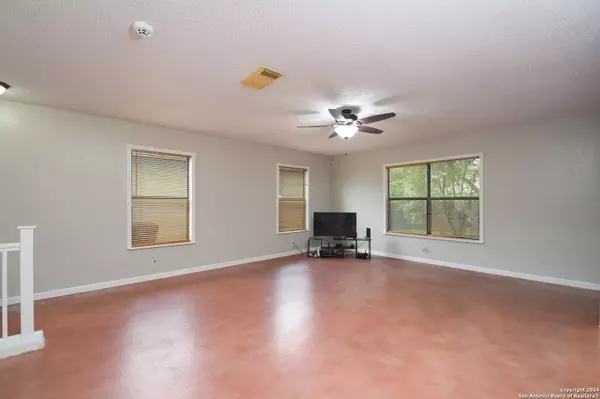 10330 Canton Field Dr, San Antonio, TX 78242