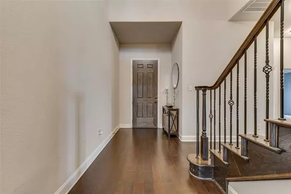 3826 Hyde Park Drive, Midlothian, TX 76065