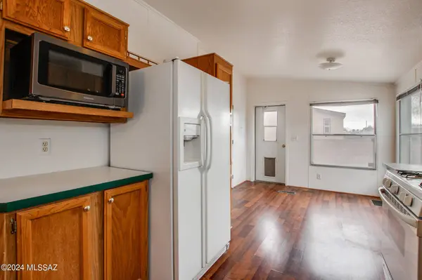 6246 E Thunder River Drive, Tucson, AZ 85756