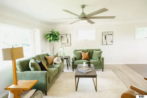 7522 Hartman Avenue, Omaha, NE 68134