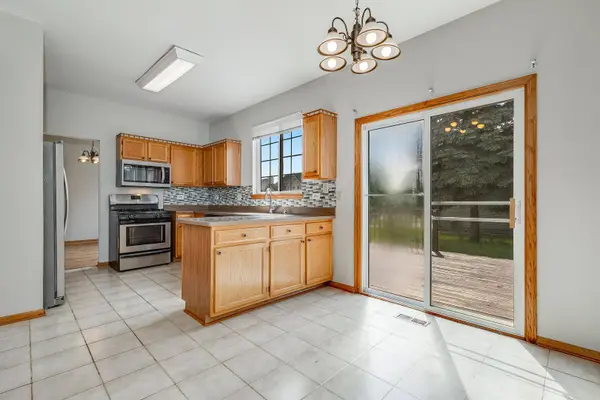 1667 Mcdowell AVE, Aurora, IL 60504