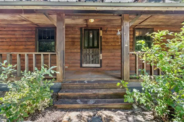 9554 MCINTOSH RD, Dover, FL 33527