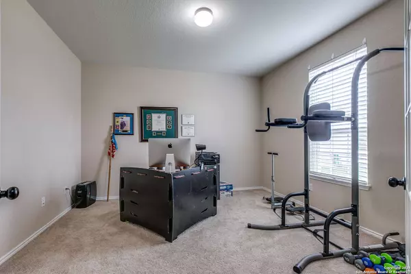 3715 ACORN PL, Selma, TX 78154-3685