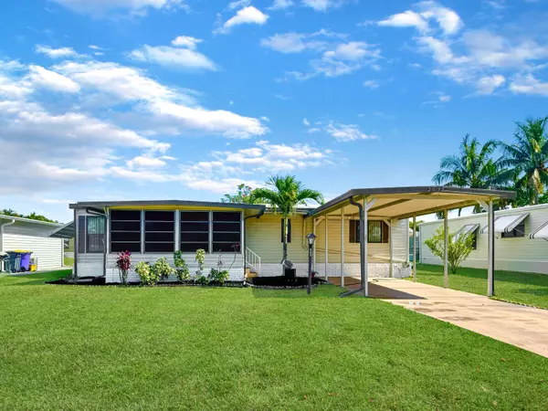 2692 SW Pontiac PL, Stuart, FL 34997