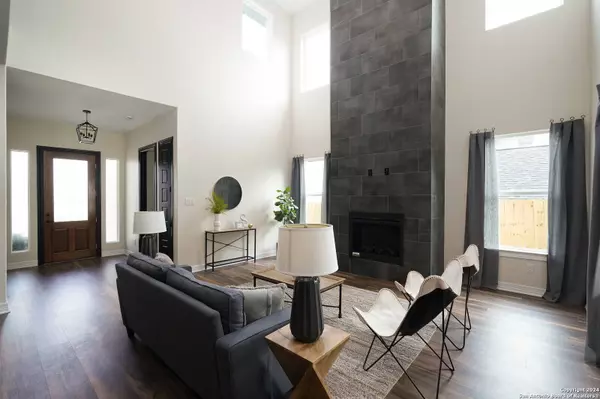 24422 Canyon Row, San Antonio, TX 78260