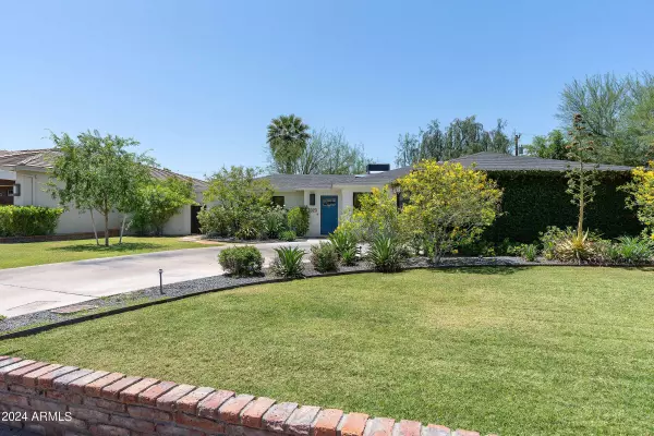 3323 E OREGON Avenue, Phoenix, AZ 85018