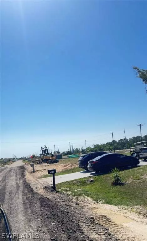 1217 NE 23rd TER, Cape Coral, FL 33909