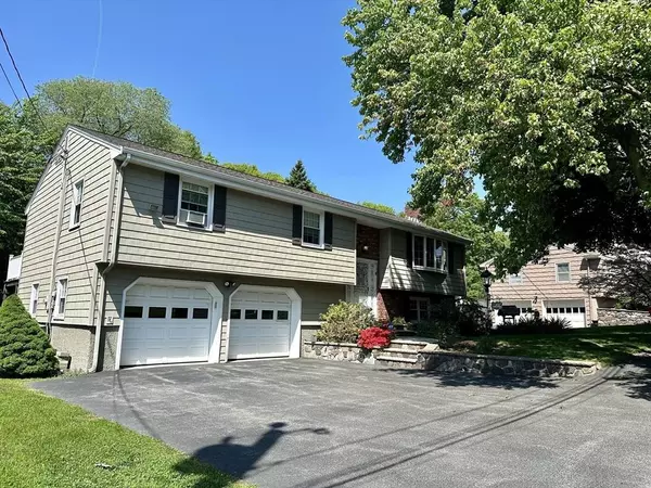 8 Stonewood Avenue, Stoneham, MA 02180