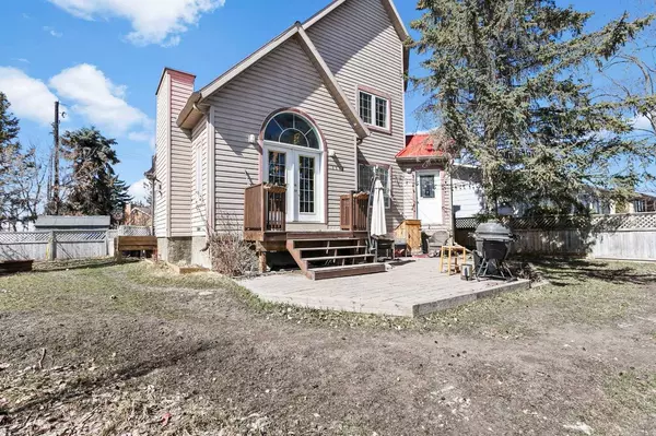 1117 5 ST SE, High River, AB T1V 1J2