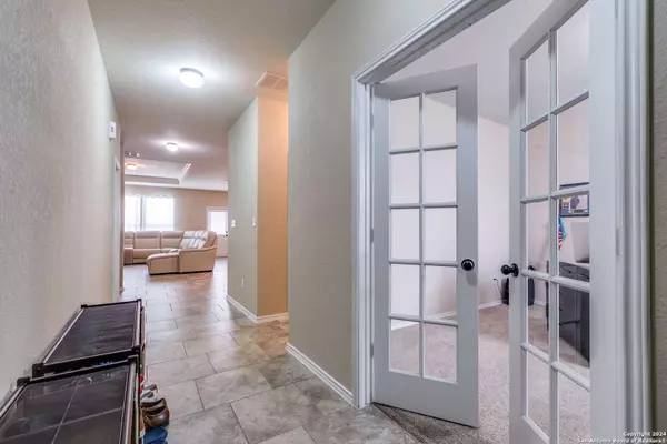 3715 ACORN PL, Selma, TX 78154-3685