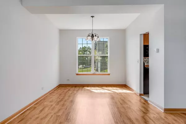 1667 Mcdowell AVE, Aurora, IL 60504