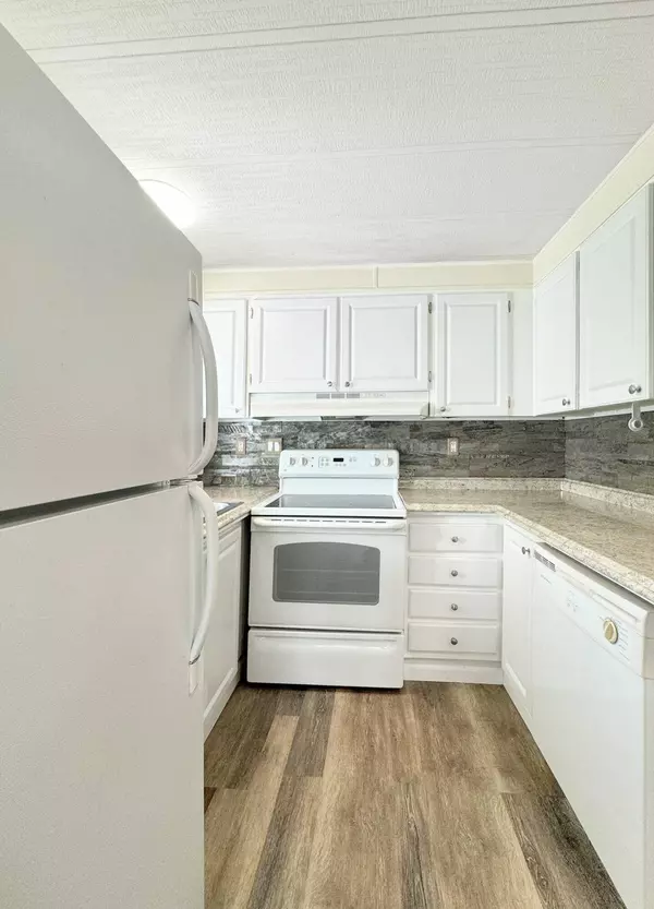 2692 SW Pontiac PL, Stuart, FL 34997