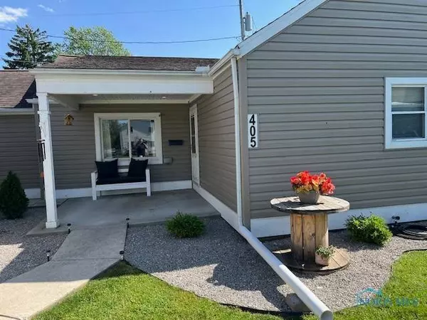 405 Henry ST, Woodville, OH 43469