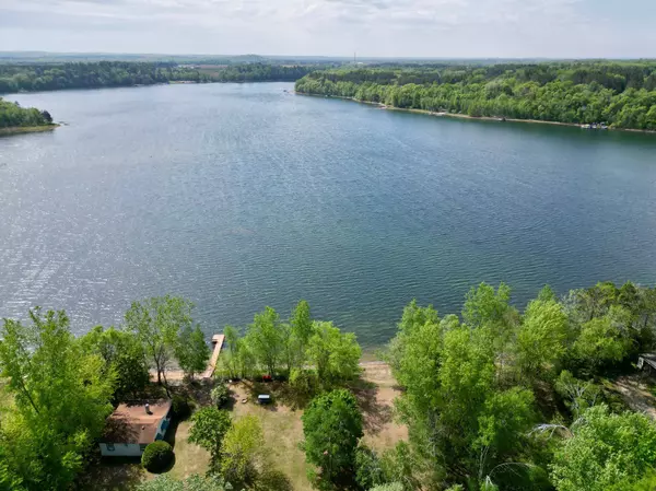 757 140th AVE, Saint Joseph Twp, WI 54017