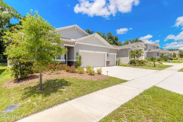 1050 River Falls CIR, Deland, FL 32720