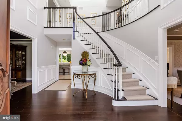 803 ALBURY CT, Moorestown, NJ 08057