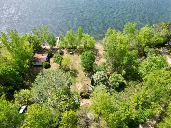 757 140th AVE, Saint Joseph Twp, WI 54017