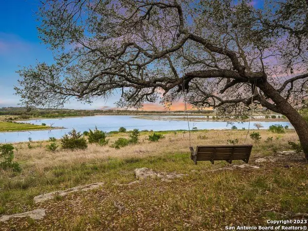 1148 Mission Way, Canyon Lake, TX 78133-3024