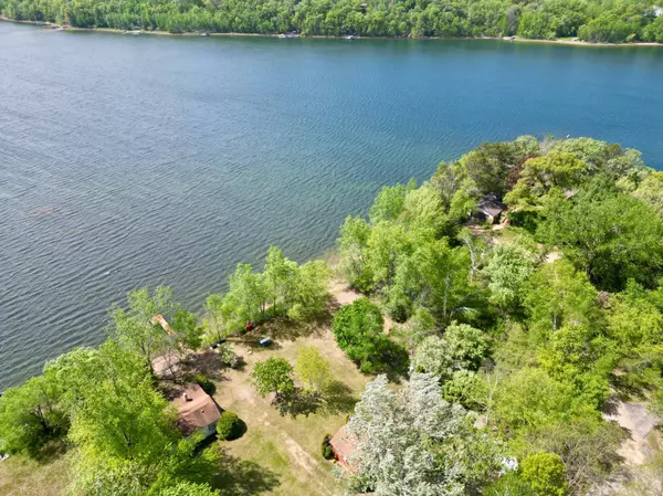 757 140th AVE, Saint Joseph Twp, WI 54017