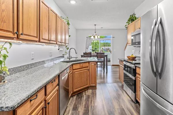 11223 204th ST W #110, Lakeville, MN 55044