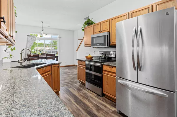 11223 204th ST W #110, Lakeville, MN 55044