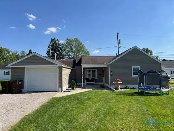 405 Henry ST, Woodville, OH 43469