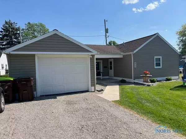 405 Henry ST, Woodville, OH 43469
