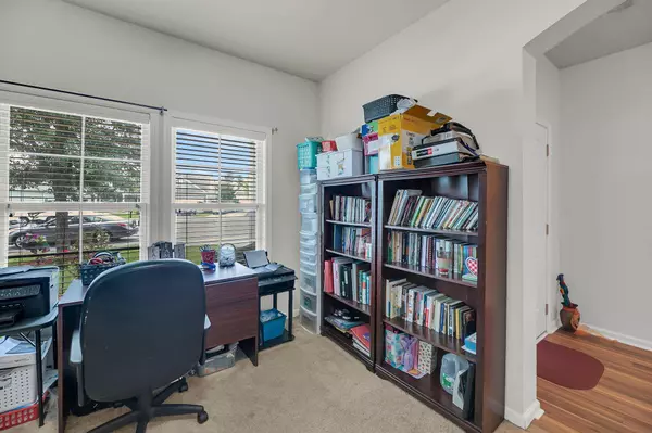 212 Pagoda Tree Dr, Goose Creek, SC 29445