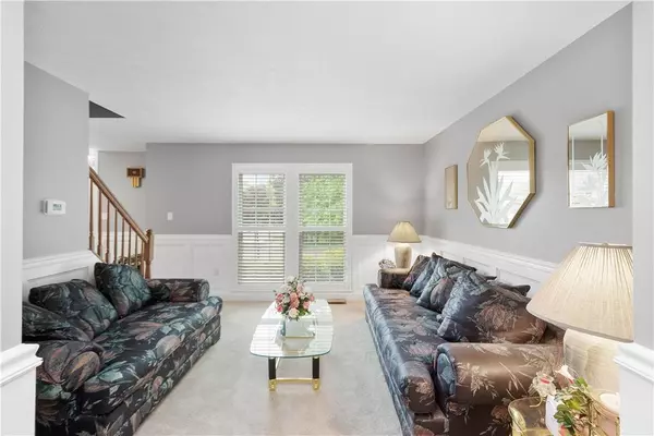 104 Camelot Circle, Coraopolis, PA 15108