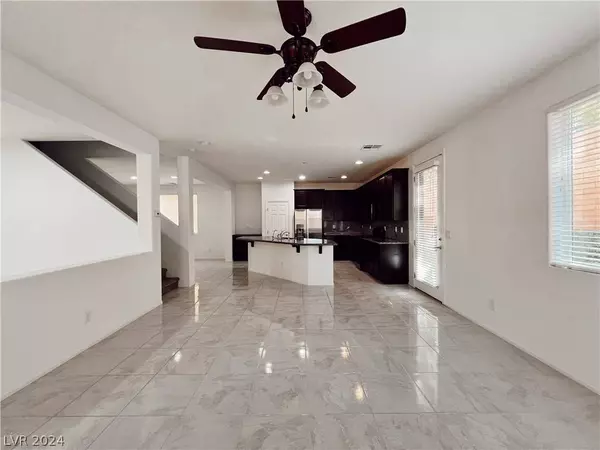 961 Dark Bird Street, Las Vegas, NV 89178