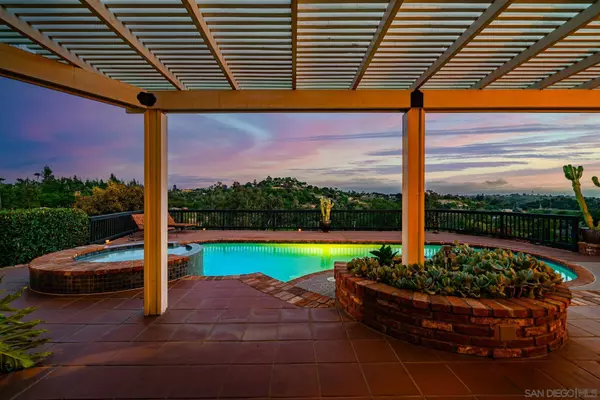 730 Hilbert Dr, Fallbrook, CA 92028