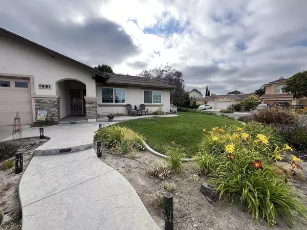 753 Torrey Pines Place, Oceanside, CA 92058